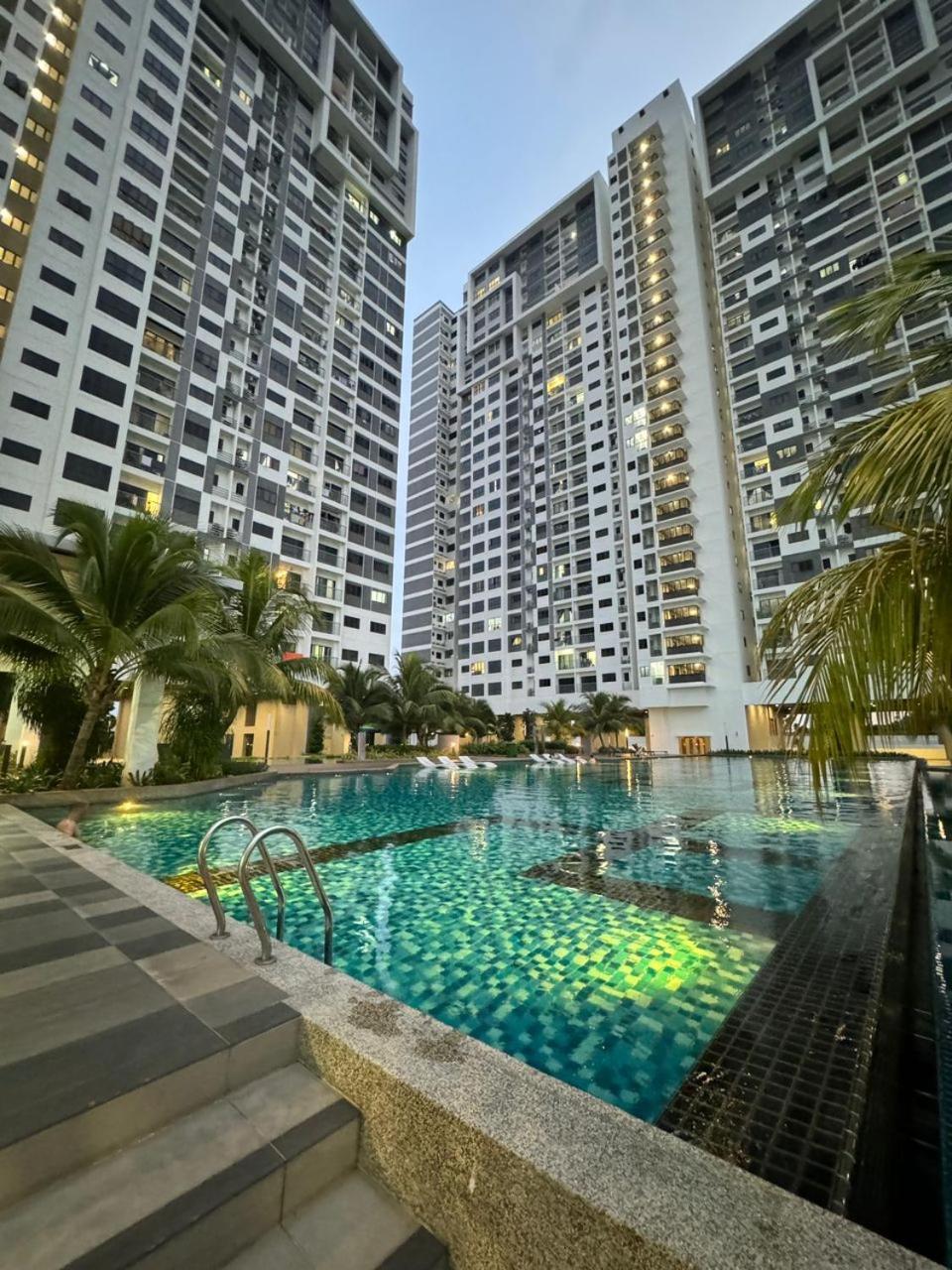 Cheras Trader Square By Jr Lovely Homestay Kültér fotó